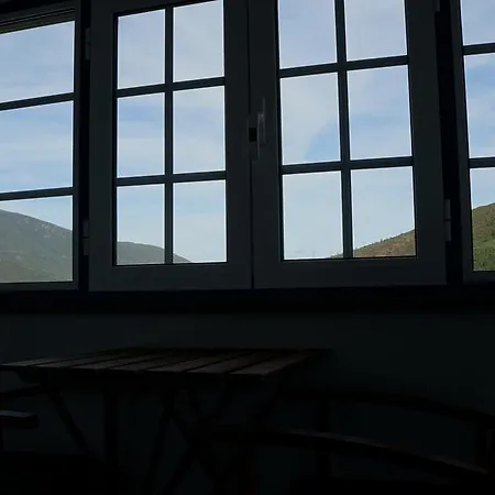 Casa Da Quelha * Chãs de Égua