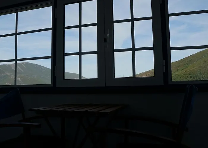 Casa Da Quelha * Chas de Egua